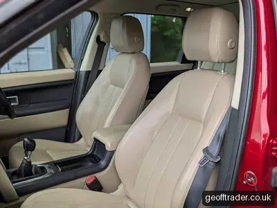Land Rover Discovery Sport photo 11