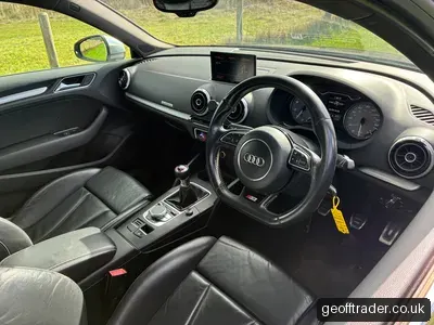 2015 Audi S3 Manual 3 door photo 4