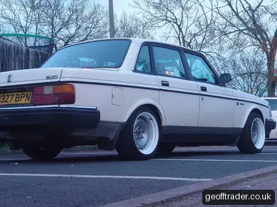 1991 Volvo 240 Turbo photo 2