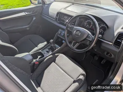 2019 Skoda Karoq 1.5 SE petrol manual ULEZ photo 3
