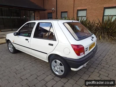 Ford Fiesta 1.3 Equipe 5dr 1995/N photo 2