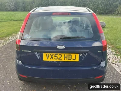 2002 Ford Focus photo 6