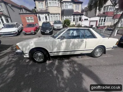 Datsun Bluebird SSS Coupe Auto photo 2