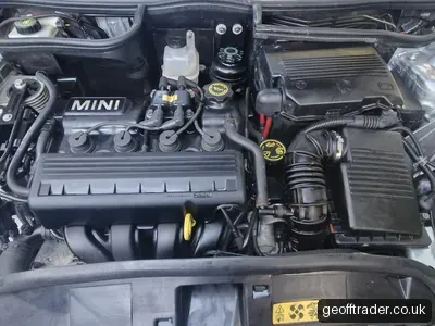 2002 MINI One - only 23605 miles! photo 4