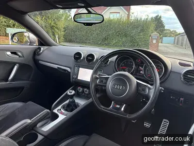 Audi TT S Line manual, 82k, ULEZ, CarPlay, FSH photo 4