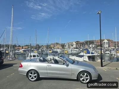 Mercedes-Benz CLK320, Cabriolet, Avantgarde photo 3