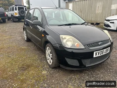 Ford Fiesta photo 1