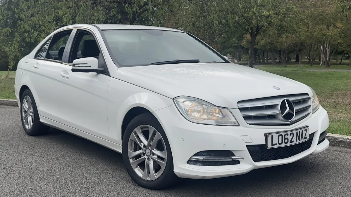 Mercedes-Benz C-Class C220 CDI BlueEfficiency