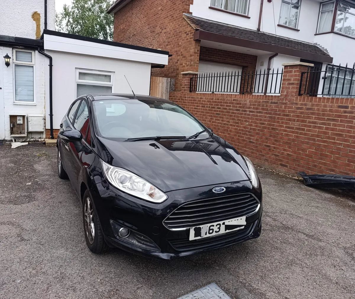 63 plate Ford Fiesta, 1.25 litre 5 dr SH 2 Keys
