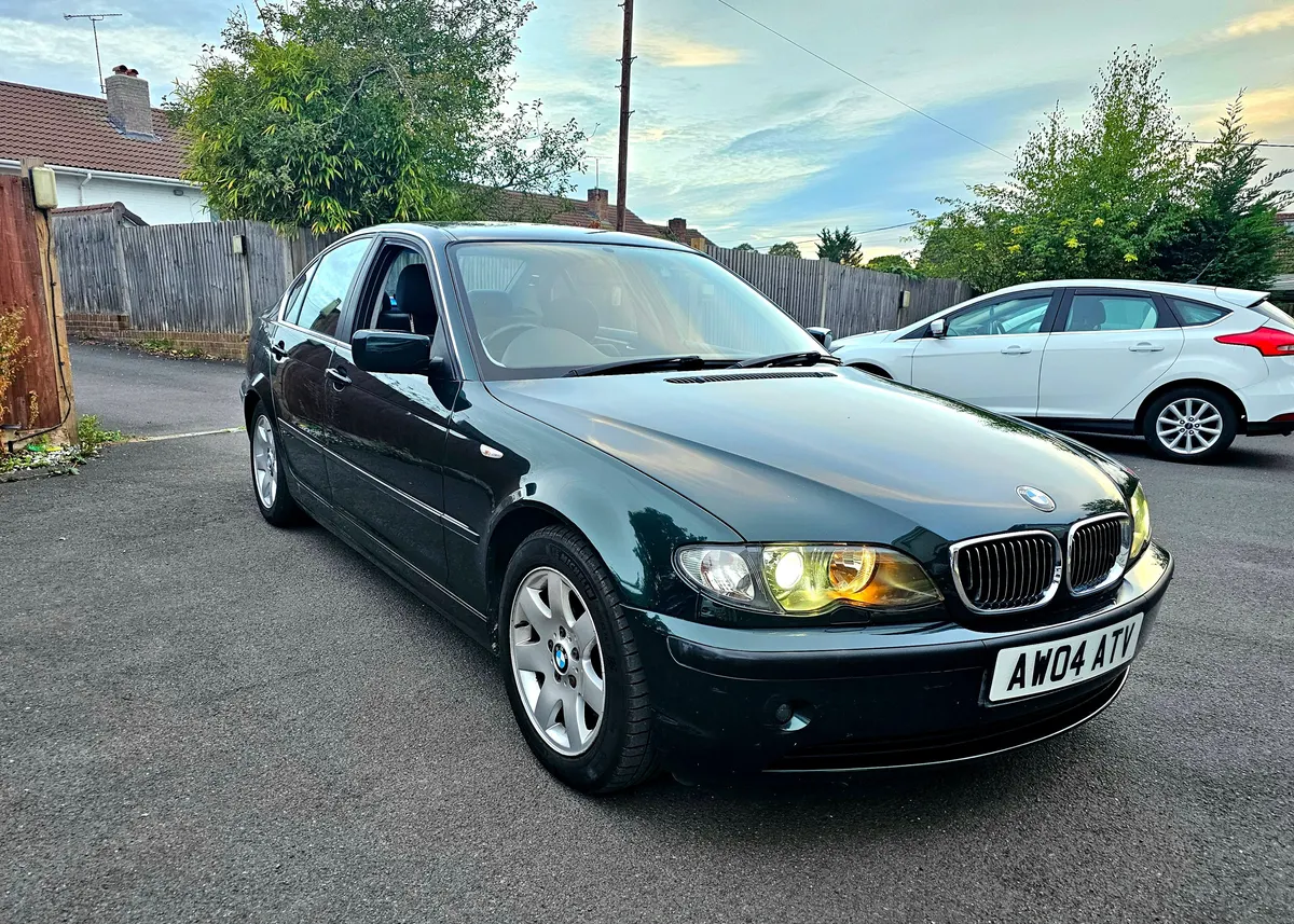 2004 BMW 3 Series