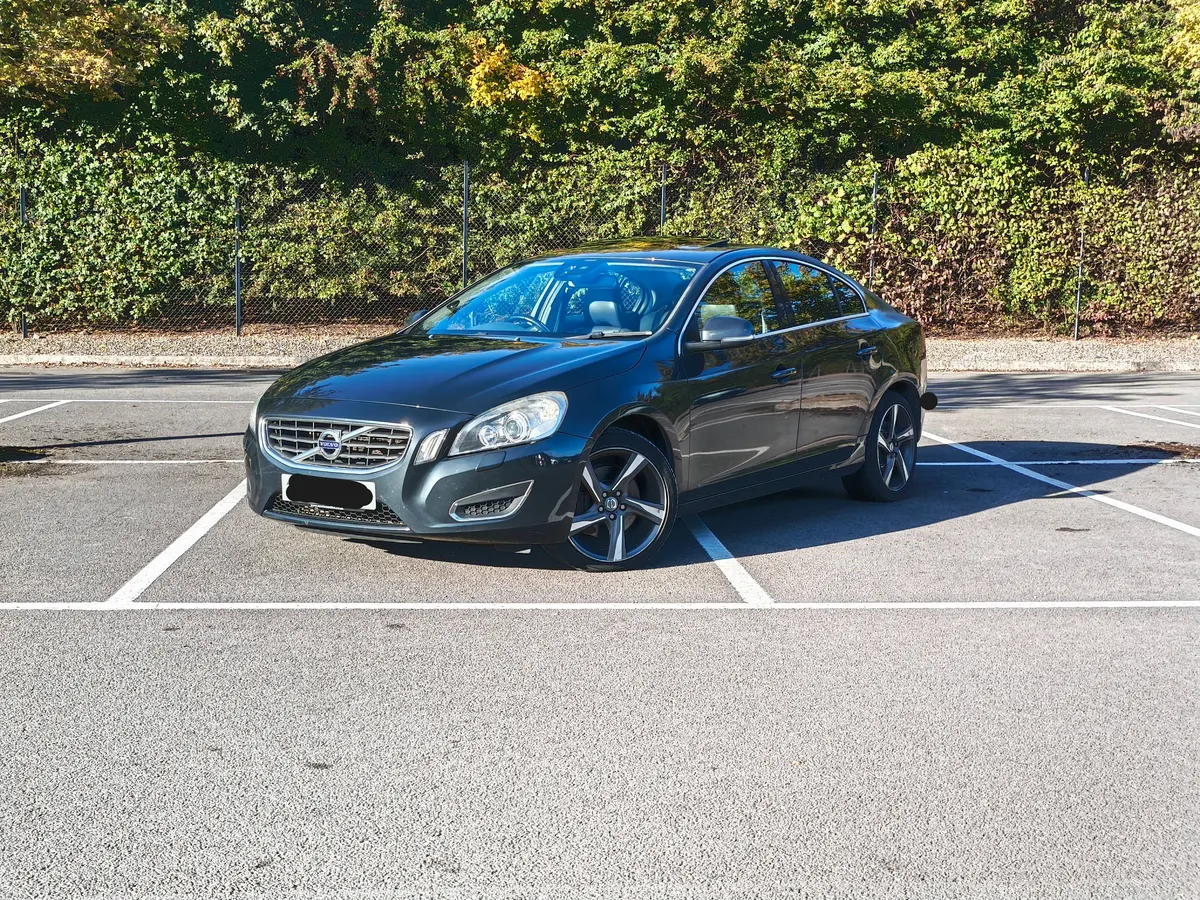 2012 Volvo S60 D5 SE Lux Fresh MOT & Service