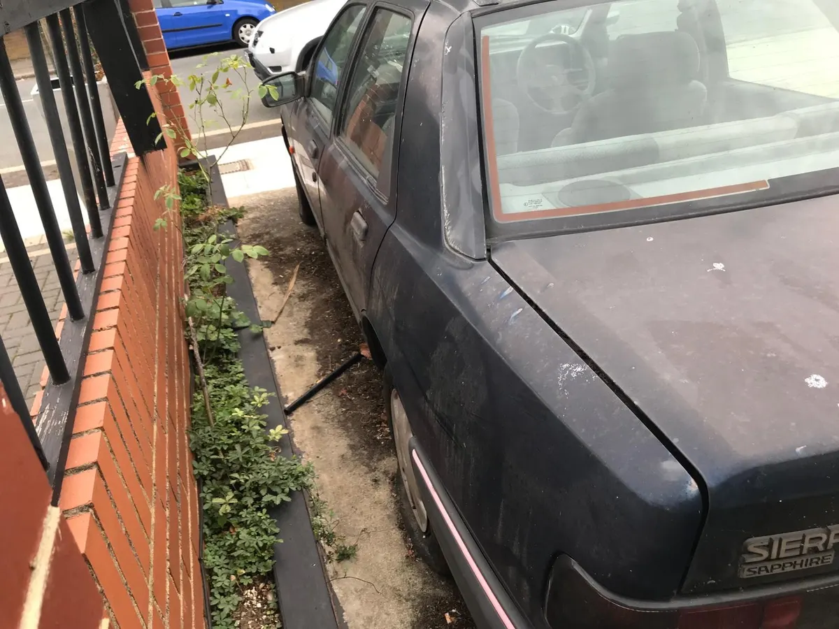 £3500 only! Ford Sierra SAPPHIRE project. Rwd Manual 1.6L