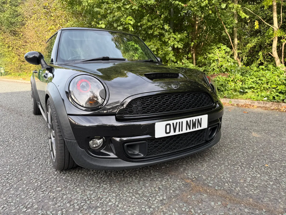2011 MINI Hatch cooper s