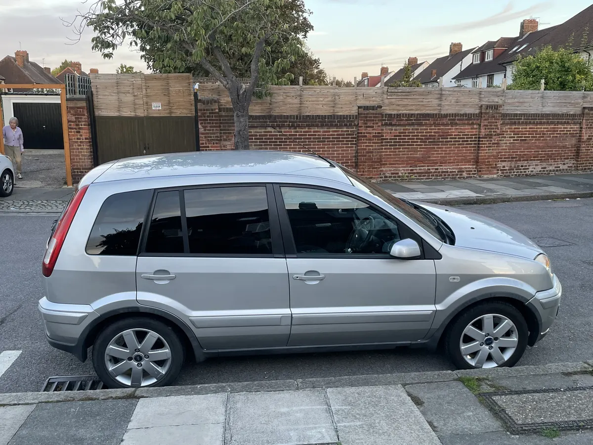Ford Fusion+ 1.6 auto with only 52k and ULEZ friendly