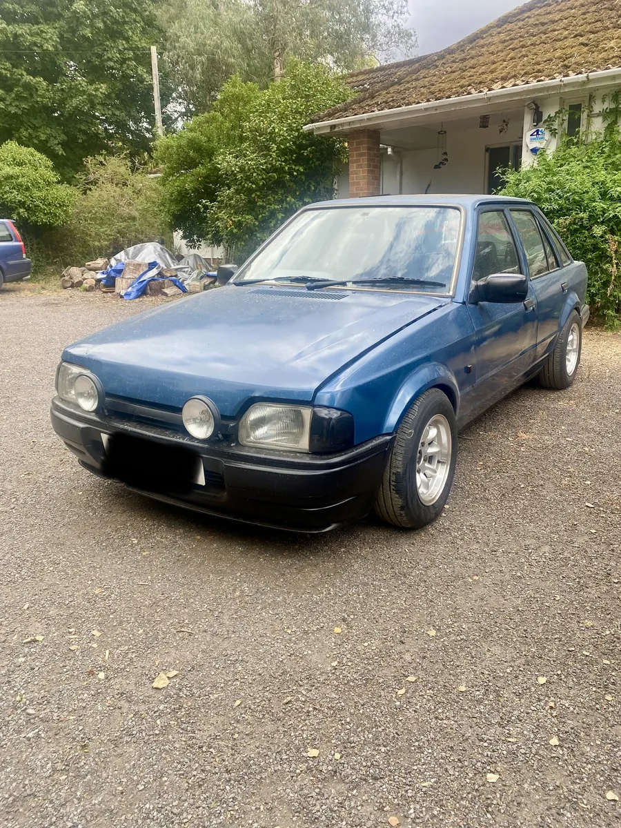 1986 Ford Escort
