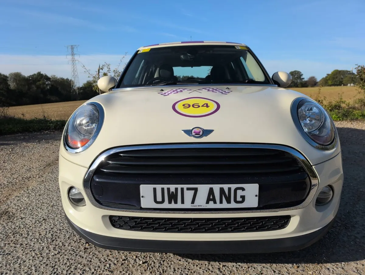 2017 MINI Hatch Cooper 1.5L Petrol For a Caring Non-Smoking Home