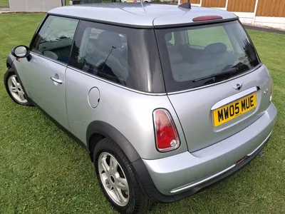 2005 MINI One photo 3