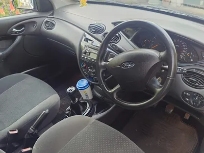 Ford Focus 1.6 Ghia 2005 85k from new photo 3