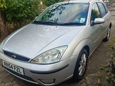 Ford Focus 1.6 Ghia 2005 85k from new photo 1