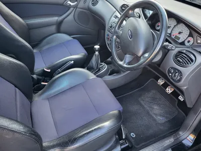 2004 Ford Focus st170 low miles fsh photo 4