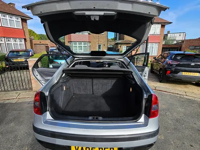 Citroen C5 2005 photo 2