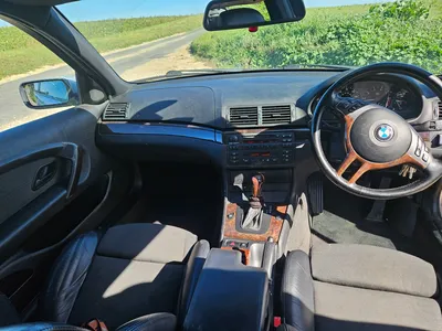 BMW 325ti photo 4