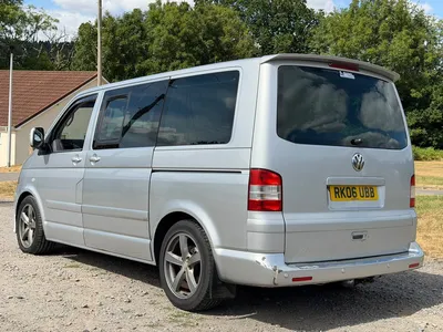 2005 Volkswagen Caravelle photo 2