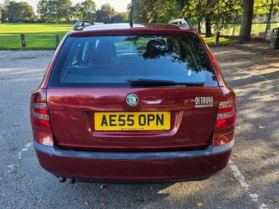 Skoda Octavia Estate 1.9 tdi DSG 6 speed automatic photo 2