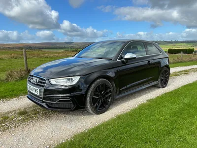 2015 Audi S3 Manual 3 door photo 2