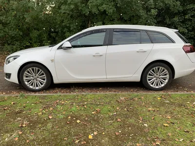 2015 Vauxhall Insignia photo 3