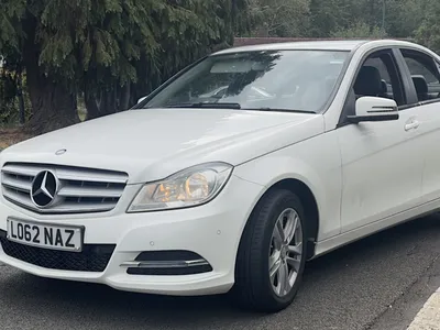 Mercedes-Benz C-Class C220 CDI BlueEfficiency photo 2