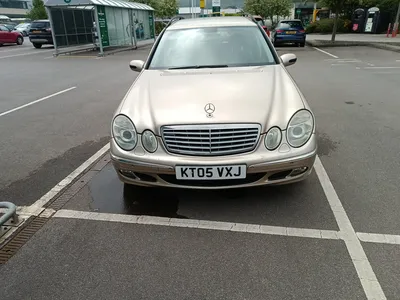 2005 Mercedes-Benz E-Class photo 1