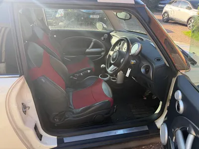 MINI Cooper S photo 3