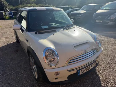 MINI Cooper S photo 2
