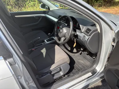 2008 Audi A4 Avant SE 1.9 TDI SE Estate 5dr Diesel Manual (157 g/km, 113 bhp) photo 15