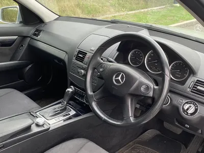 2010 Mercedes-Benz C-Class C180 photo 5