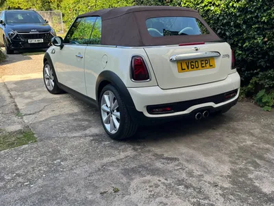 2010 MINI Cooper S R57 Convertible N18 photo 3