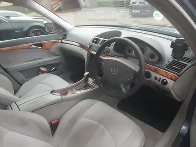Mercedes E220 CDI Auto photo 5