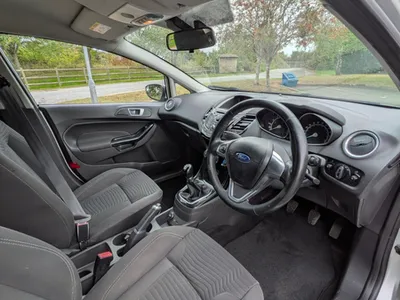 2015 Ford Fiesta 1.25 V.LOW MILES 12M MOT FSH photo 4
