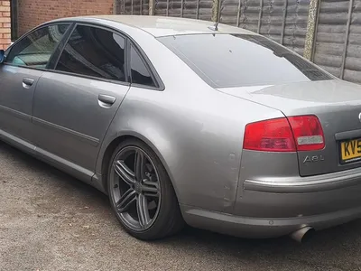 Audi A8 V8 Diesel photo 8