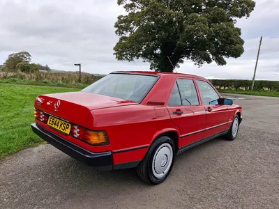 1988 Mercedes-Benz 190 photo 4