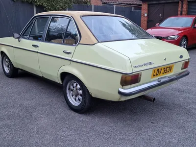 Ford Escort 1.6 GL photo 5