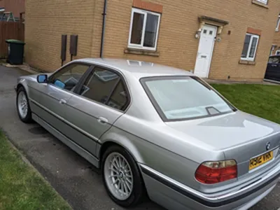 1997 BMW 7 Series photo 3