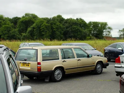 Volvo 740 GLE B230K photo 4