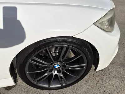 2011 BMW 3 Series photo 3