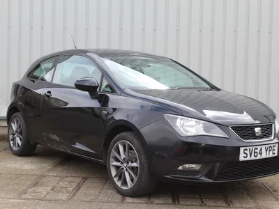 SEAT Ibiza photo 2