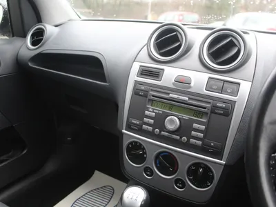Ford Fiesta TDci photo 9