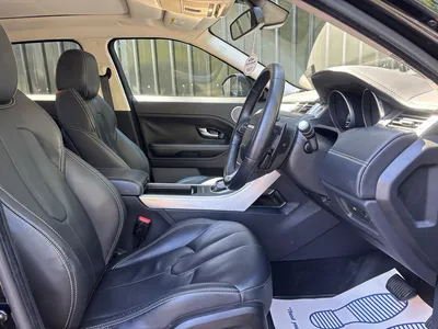 Range Rover Evoque 2.0si Petrol Auto photo 2