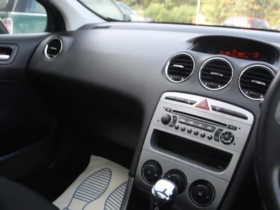 Peugeot 308 AUTOMATIC*31k* photo 9