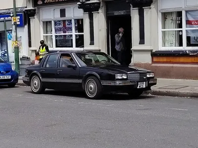 1989 Cadillac Seville photo 3
